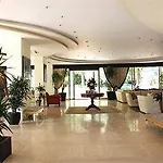 Nettuno 3* קאטוליקה