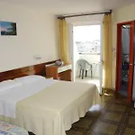 מלון Nettuno 3*