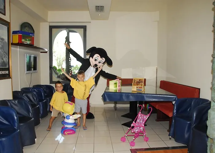 Nettuno 酒店 卡托利卡