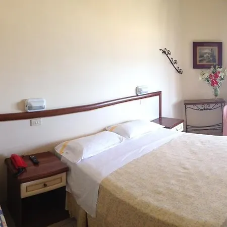 Nettuno Каттолика