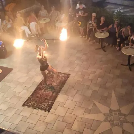 Nettuno Отель Каттолика